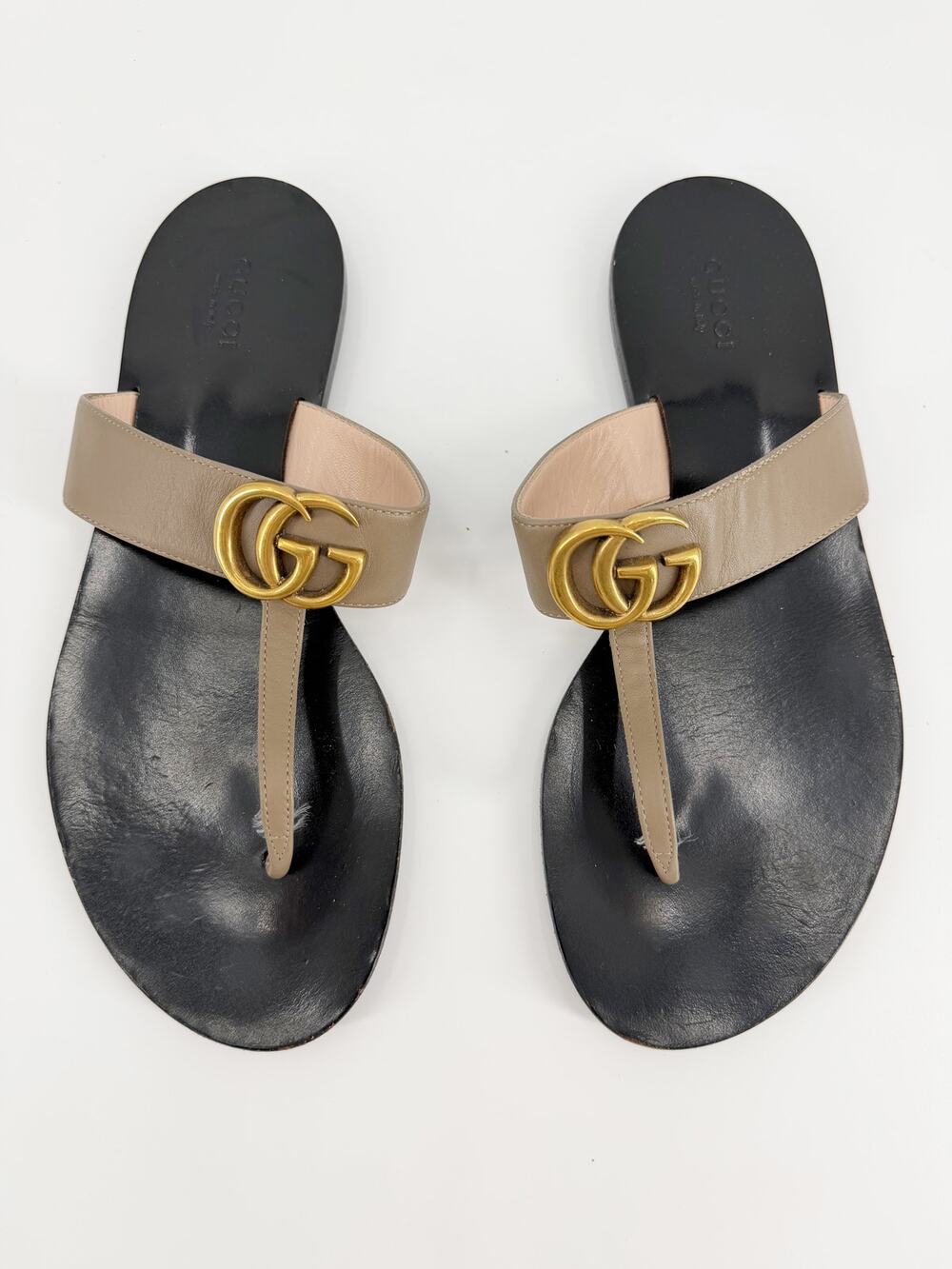 Gucci Marmont Black Leather Double G Logo Thong Sandals Flat Size 39 EU 9